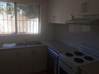 View profile: 3 Bed, 3 Toilet, Air Con, Renovated Bathrooms & Laminate floors