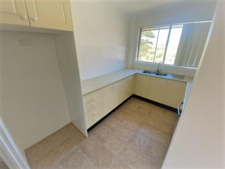 View profile: Fantastic Two Bedroom Unit -Gas Cooking!