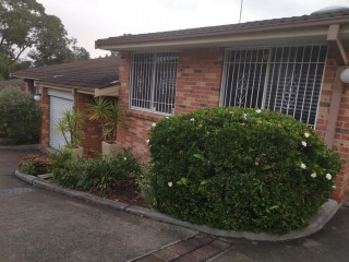 View profile: Great & Convenient 2 Bedroom and 2 Bathroom Villa!