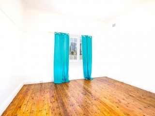 View profile: Brand New Air Conditioner & Polished Floorboards Throughout