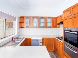 View profile: Inground Pool & BBQ Entertaining Area! Spacious Home!