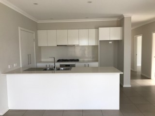 View profile: 4 Bedroom with Ducted Air!