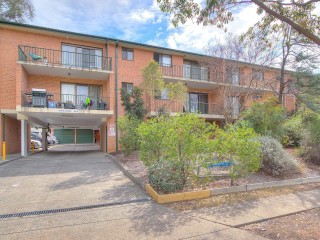 View profile: Just Like New inside with Air Conditioning!