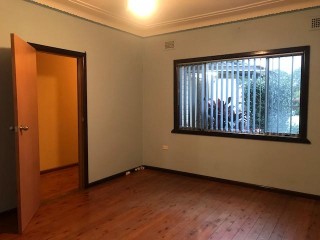 View profile: Large Family Home Close to Transport