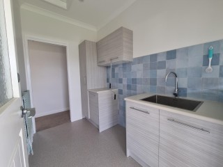 View profile: Spotless Renovated Home in Outstanding Location!