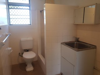 View profile: Outstanding Location - Close to Station!