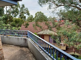 View profile: Two Minute Walk to Station! *One weeks free rent offered*