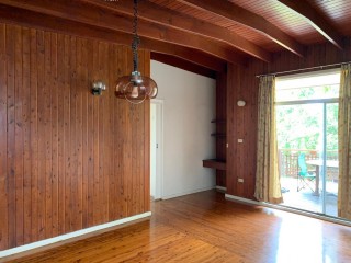 View profile: Walk to Station! Excellent Street