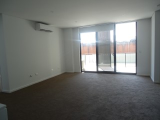 View profile: 5 Minutes Walk to Station!