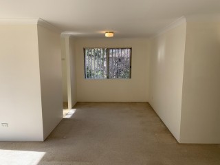 View profile: Close to Station & Woolworth's Shopping Centre