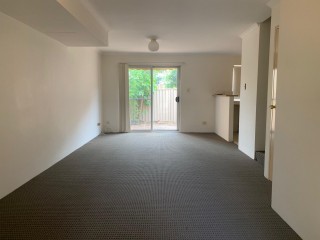 View profile: Walk to Station! 3 Bedroom Townhouse!