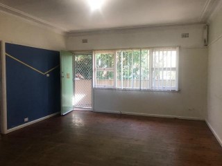 View profile: Self Contained Flat- Walk to Station!