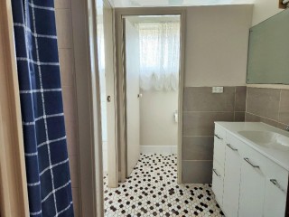 View profile: Spacious Family Home Close to Schools & Shopping Centre