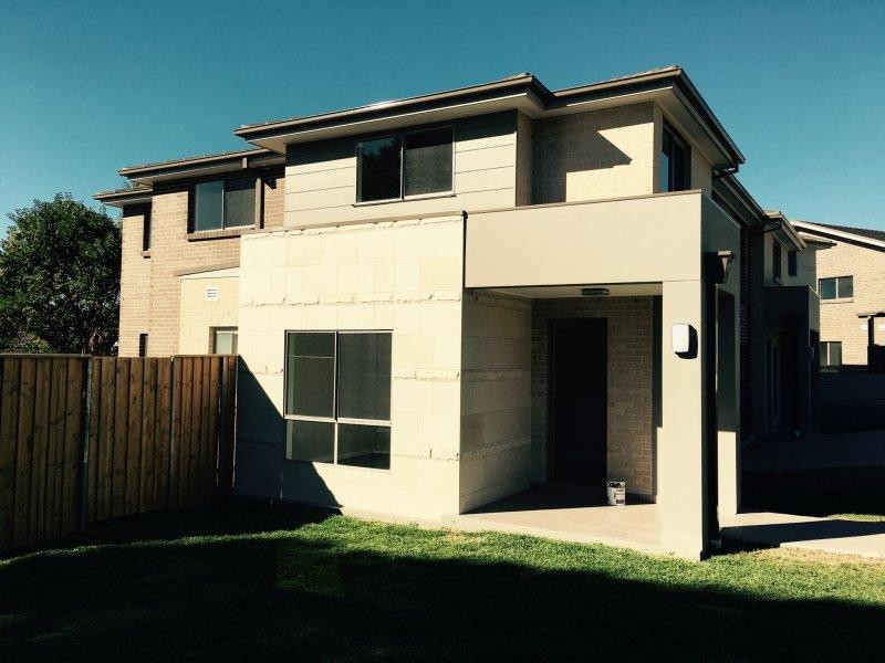 4 Bedroom with Ducted Air!
