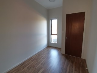View profile: Massive BRAND NEW Duplex! 4 Bedrooms!