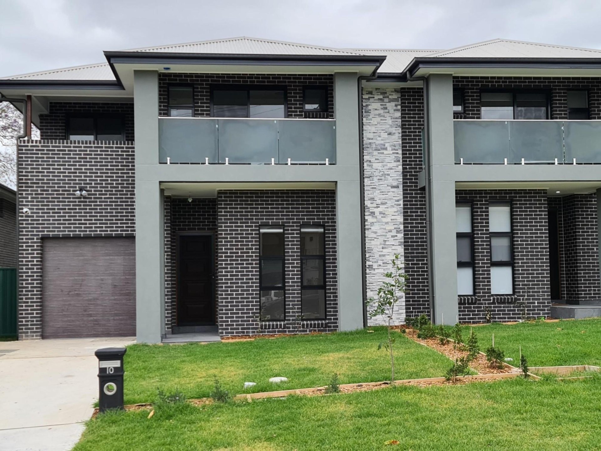 Brand New! Stunning 5 Bedrooms
