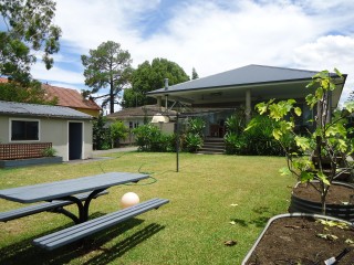 View profile: Jacuzzi, Ducted Air Conditioning & Woodfired Oven