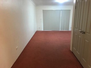 View profile: 2 Minutes to Station & Shops!