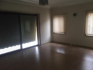 View profile: Polished floorboards & Gas Cooking!!!!