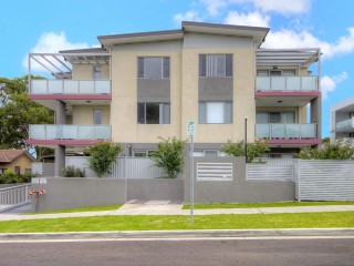View profile: Outstanding Value! 7 Minutes stroll to station