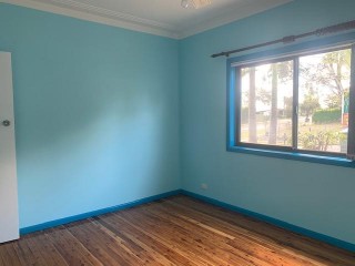 View profile: Excellent Location! Spacious 3 bedroom house! 1st Week Free Rent!