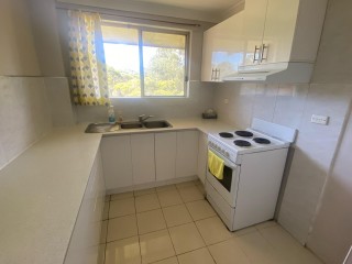 View profile: Two bedroom unit within outstanding location! Stroll to school, station & hospital!
