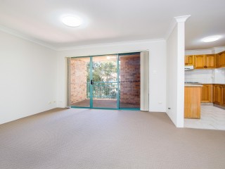 View profile: Outstanding Location - 2 Minutes Walk to Station