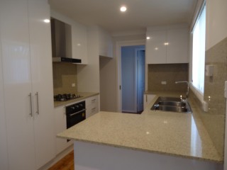 View profile: 3 Bedrooms! Walk to Station!