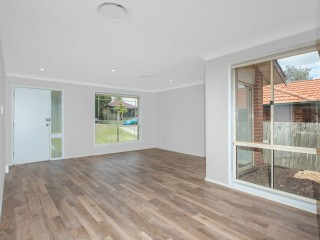 View profile: Renovated Throughout & Brand New Ducted Air Conditioning 