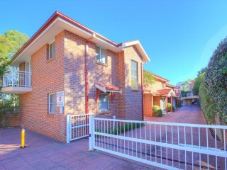 View profile: Stunning Location! Air Conditioning! 2 Toilets!