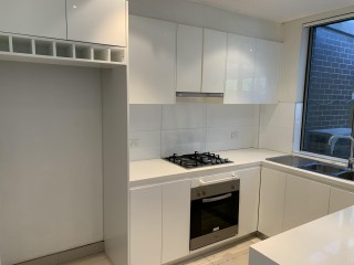 View profile: Impressive Townhouse with Minutes Walk to Station!
