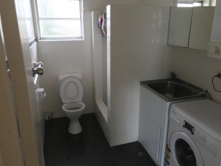 View profile: ONE WEEK FREE RENT!  Cheapest unit in Wentworthville.