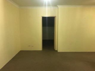 View profile: Value Plus!!  $300 per week in popular street.