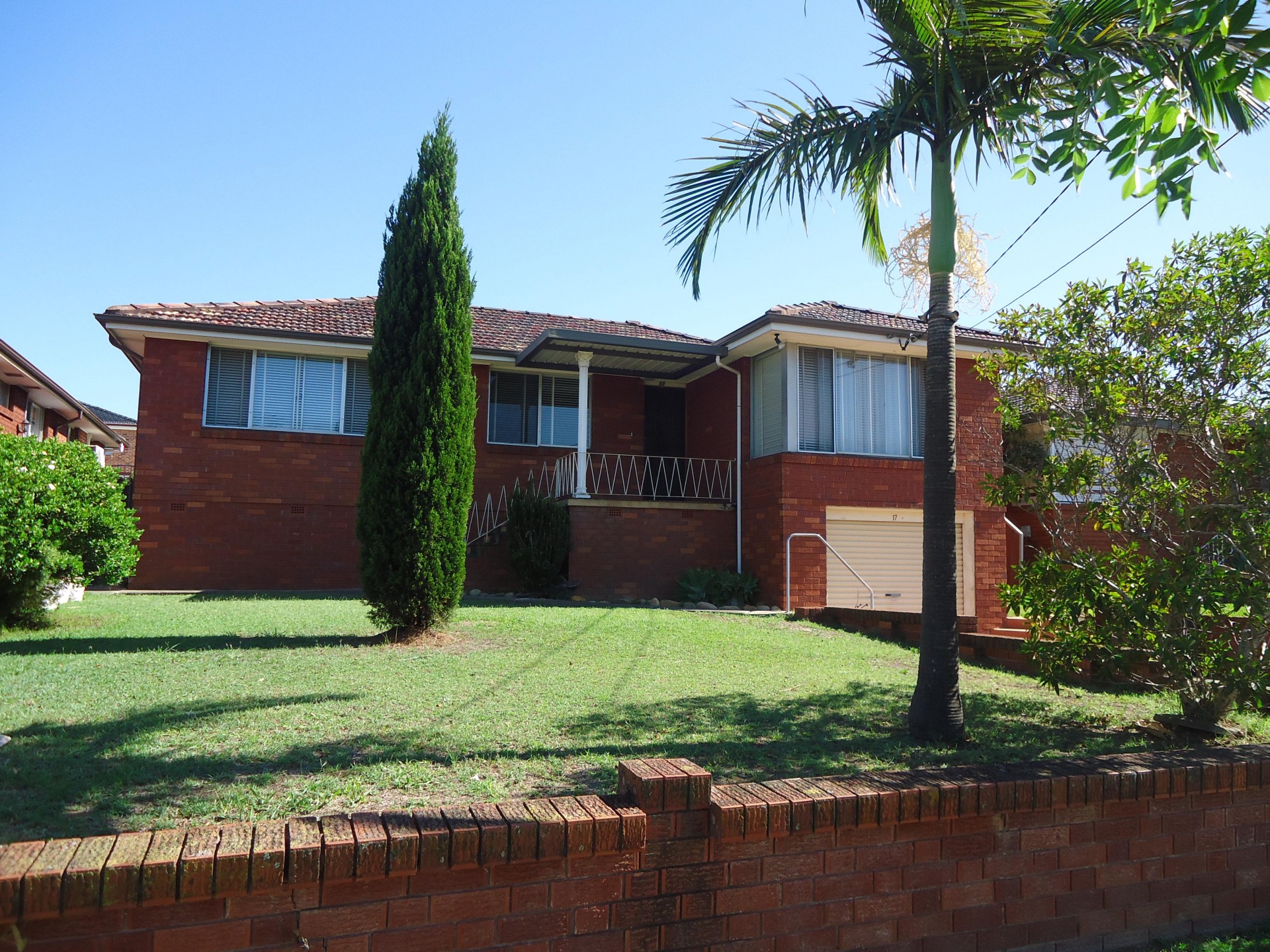Air Conditioning & Great Size Backyard