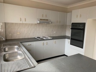 View profile: 3 Bedrooms! Only Two Minutes Walk to shops!