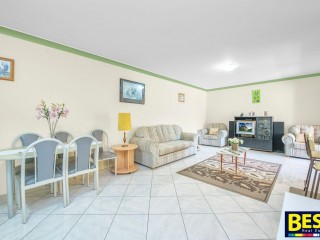 View profile: Outstanding Location! Walk to Station!