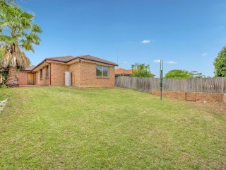 View profile: Renovated Throughout & Brand New Ducted Air Conditioning 