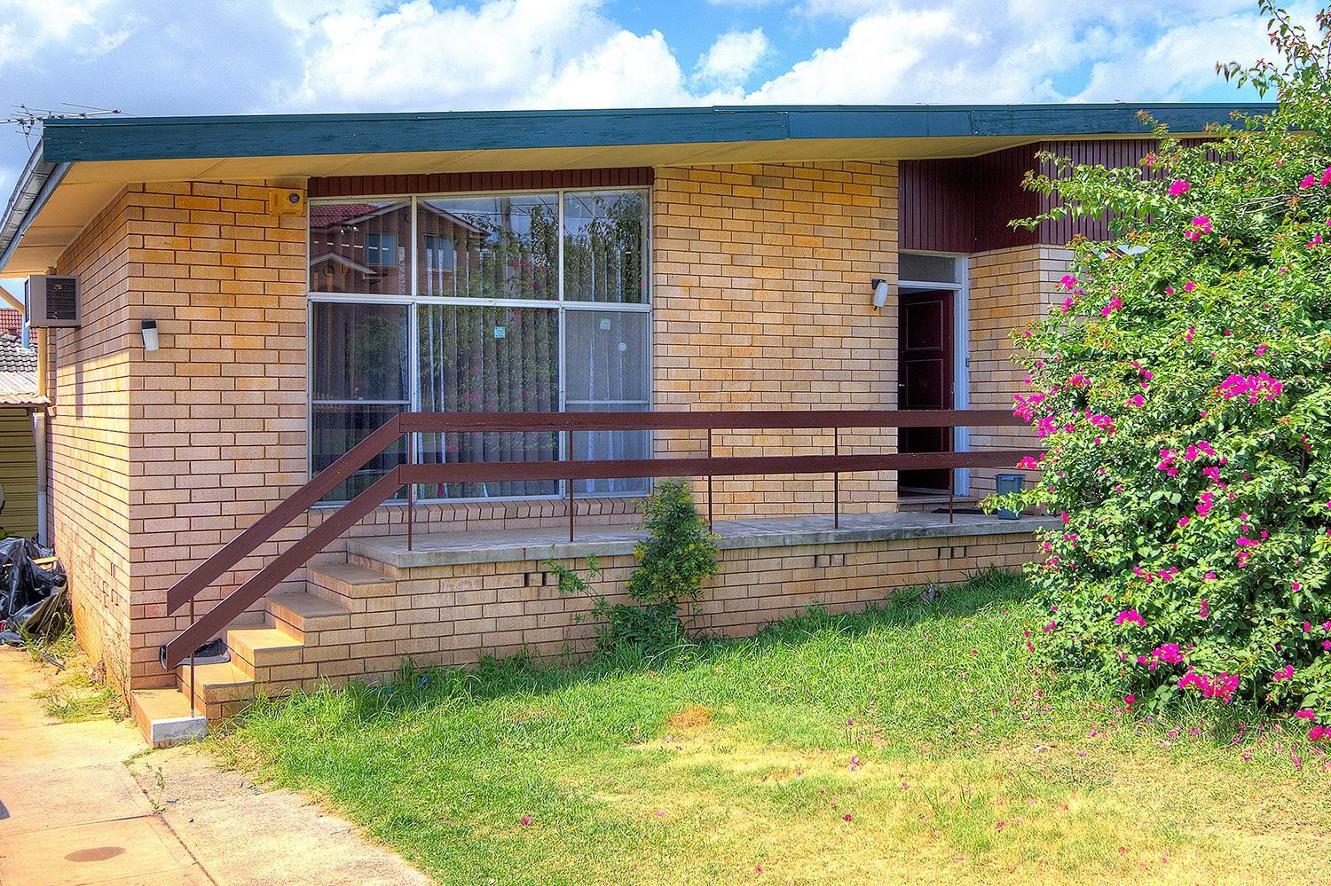 4 Bedrooms Plus Study!