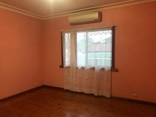 View profile: Large Family Home Close to Transport