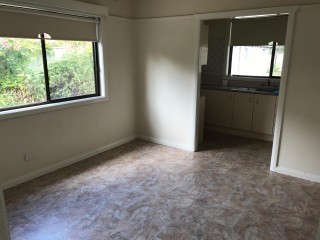 View profile: Recently Renovated! Air Conditioned! Pet Friendly!