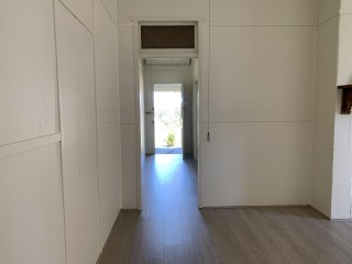 View profile: Spotless Renovated Half House- Excellent Location!