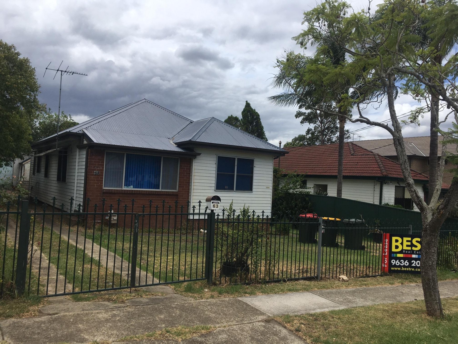 Walk to Station! 3 Month Lease!