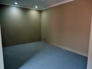 View profile: Cheapest Unit! Walk to Station & Shops!