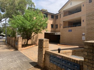 View profile: Fully Renovated 3 Bedroom Unit with Aircon!!!