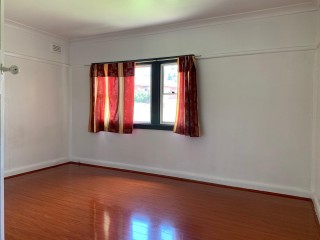 View profile: Well priced Flat in Lovely Residential Area!