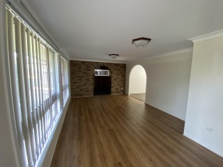 View profile: Whisper Quiet Location & Renovated throughout!