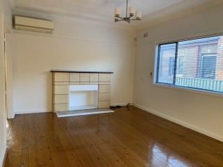 View profile: Cozy 3 Bedroom Family Home in a Peaceful Suburb!!