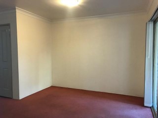 View profile: 2 Minutes to Station & Shops!