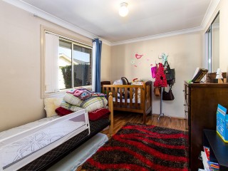 View profile: Top Quality Villa with Gas Cooking & Air Conditioning!