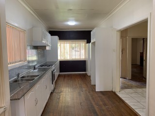 View profile: 4 Bedrooms! Close to Everything!